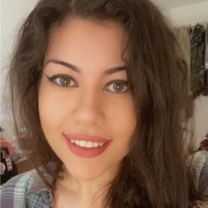 Meet your Posher, Lauren